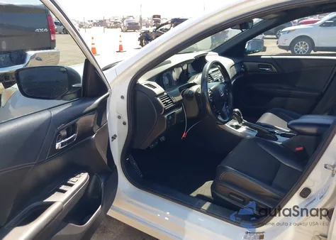 2016 Honda Accord Sport из США, поврежденный, VIN 1HGCR2F68GA103439